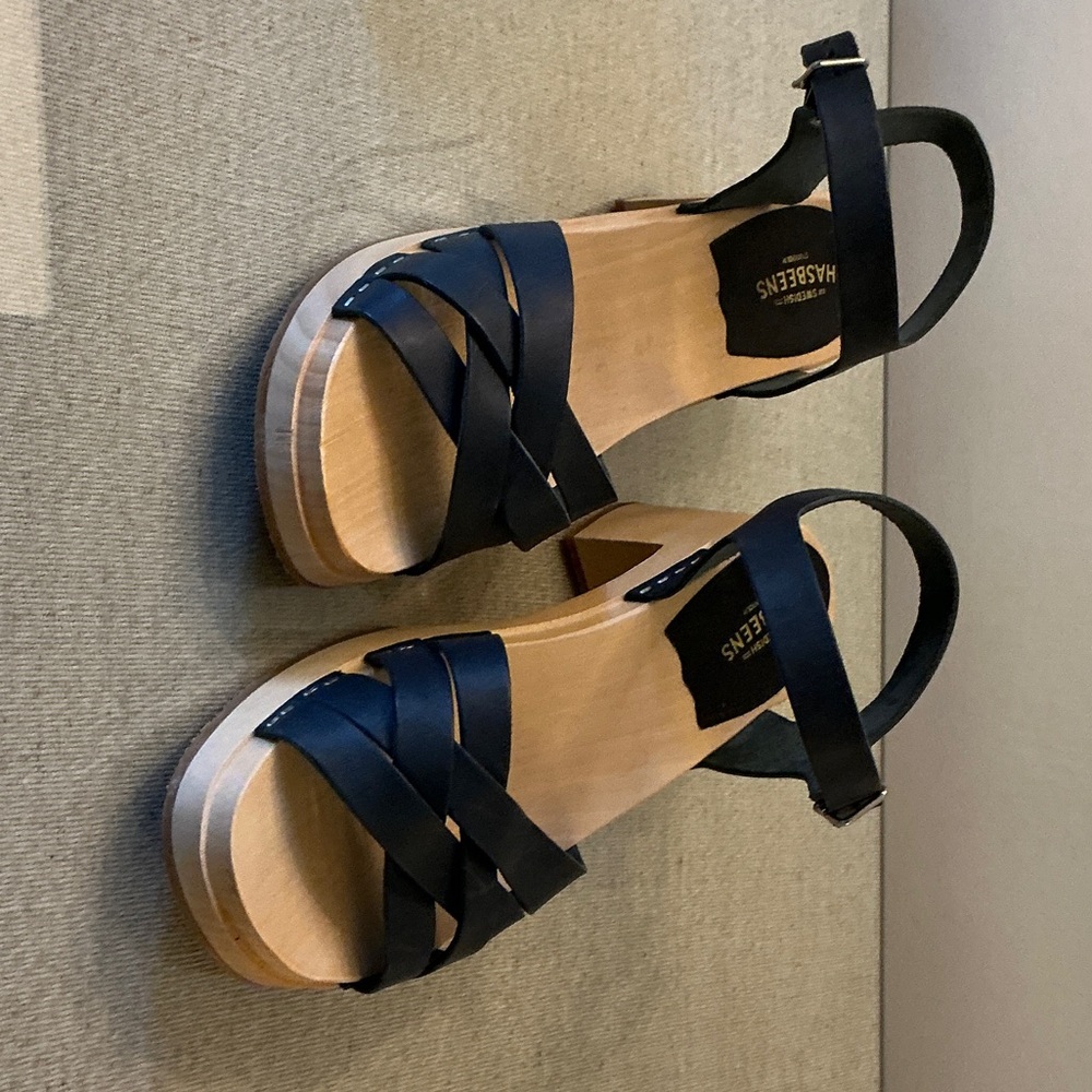 Swedish Hasbeens Navy Clog Sandals NEVER WORN